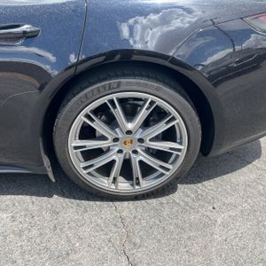 2019 Porsche PANAMERA 4 缩略图 18