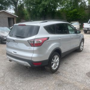 FORD ESCAPE SE - 8