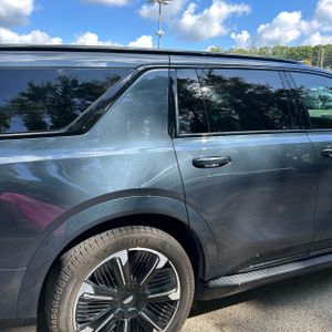 2026 Cadillac ESCALADE IQL PREMIUM SPORT — фото 9
