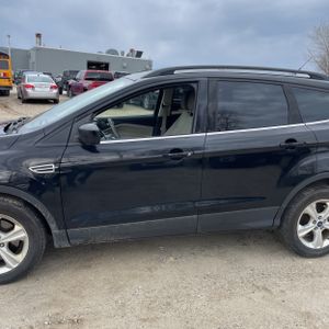 FORD ESCAPE SE - 4