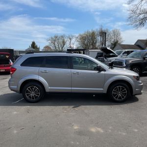 DODGE JOURNEY SE - 10