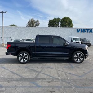 FORD F-150 LIGHTNING PLATINUM - 10