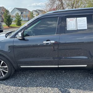 FORD EXPLORER PLATINUM - 4