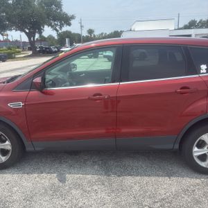 صورة 4 لـ 2016 FORD ESCAPE SE