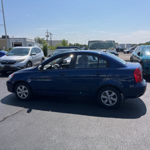 2011 Hyundai ACCENT GLS 照片 3