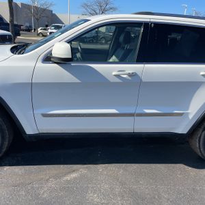 JEEP GRAND CHEROKEE LAREDO - 4