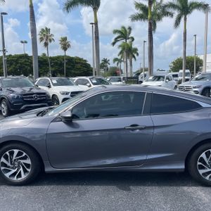 2019 Honda CIVIC LX — фото 4