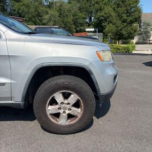 صورة مصغرة 13 لـ 2011 JEEP GRAND CHEROKEE LAREDO