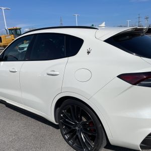 MASERATI LEVANTE TROFEO - 6
