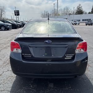 SUBARU IMPREZA 2.0I - 7