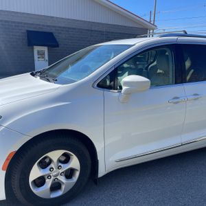 CHRYSLER PACIFICA TOURING-L PLUS - 2