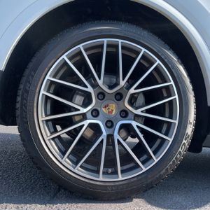 2019 Porsche CAYENNE S thumbnail 19