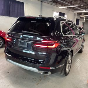 BMW X7 XDRIVE40I - 7
