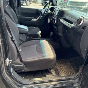 2013 JEEP WRANGLER SAHARA — миниатюра 33