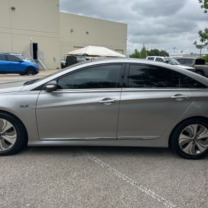HYUNDAI SONATA HYBRID LIMITED - 4