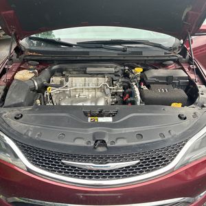 2016 Chrysler 200 LIMITED — миниатюра 43