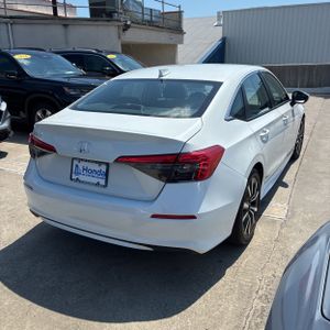 صورة 8 لـ 2023 Honda CIVIC EX