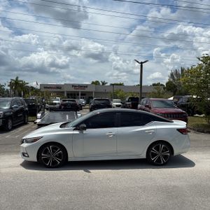 صورة 3 لـ 2021 Nissan SENTRA SR