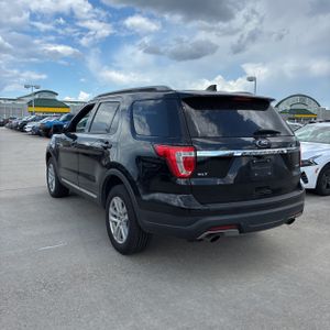 FORD EXPLORER XLT - 5