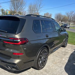 BMW X7 M60I - 9