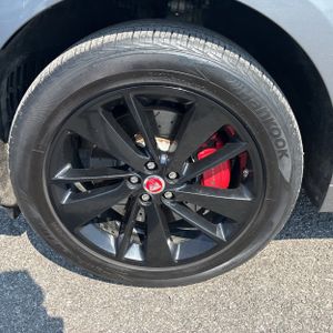 صورة مصغرة 17 لـ 2021 Jaguar F-PACE P400 R-DYNAMIC S