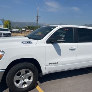 2021 RAM 1500 BIG HORN photo 2