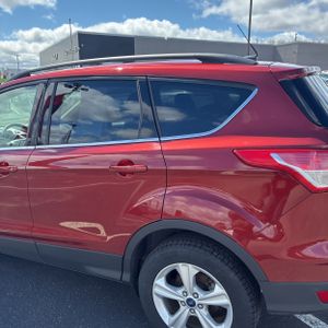 FORD ESCAPE SE - 6