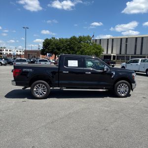 FORD F-150 LARIAT - 10