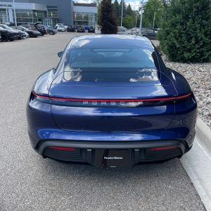 2020 Porsche TAYCAN 4S — фото 6