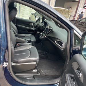 2025 Chrysler PACIFICA SELECT 照片 30