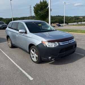 صورة مصغرة 12 لـ 2015 Mitsubishi OUTLANDER SE