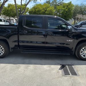 2024 Chevrolet SILVERADO 1500 LT 照片 11