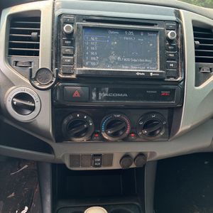 2015 Toyota TACOMA V6 thumbnail 37