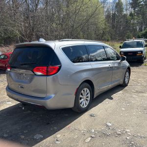 CHRYSLER PACIFICA TOURING-L - 8