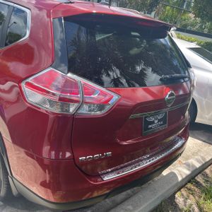 2015 Nissan ROGUE SL — фото 6