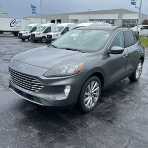 FORD ESCAPE TITANIUM - 1