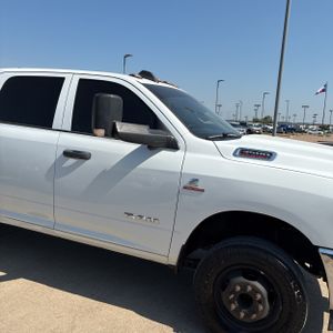 صورة مصغرة 12 لـ 2020 RAM 3500 TRADESMAN
