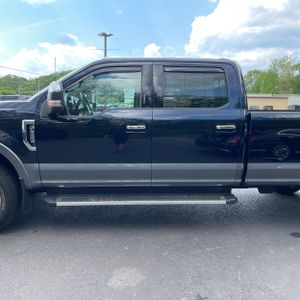 FORD F-350 SUPER DUTY LARIAT - 4