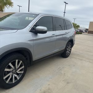 HONDA PILOT EX - 2