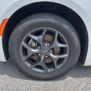 2020 Chrysler PACIFICA TOURING — миниатюра 17
