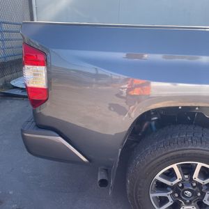 صورة مصغرة 62 لـ 2017 Toyota TUNDRA SR5