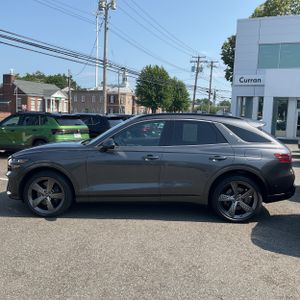 2024 Genesis GV70 2.5T STANDARD — фото 3