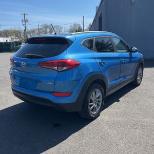 HYUNDAI TUCSON SE - 8