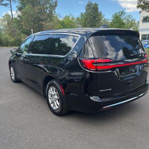 CHRYSLER PACIFICA SELECT - 5
