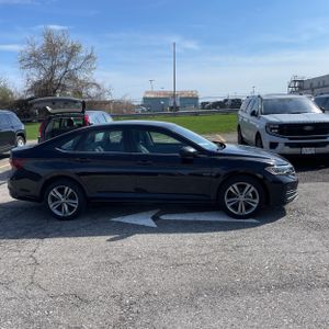 VOLKSWAGEN JETTA SE - 10