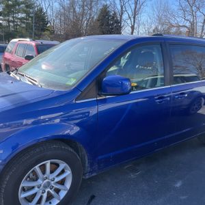 DODGE GRAND CARAVAN SXT - 2