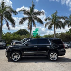 CADILLAC ESCALADE PREMIUM LUXURY - 3