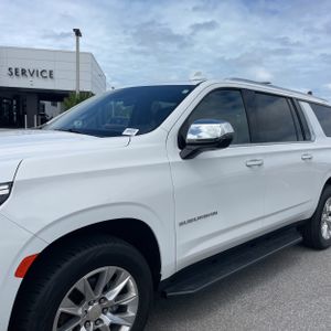 CHEVROLET SUBURBAN PREMIER - 2