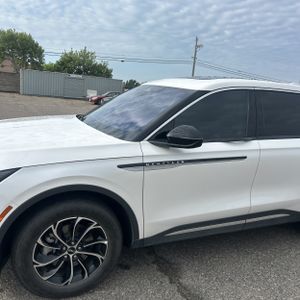 LINCOLN NAUTILUS PREMIERE - 2