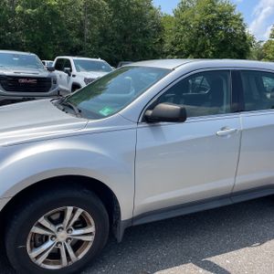 صورة 2 لـ 2017 Chevrolet EQUINOX LS